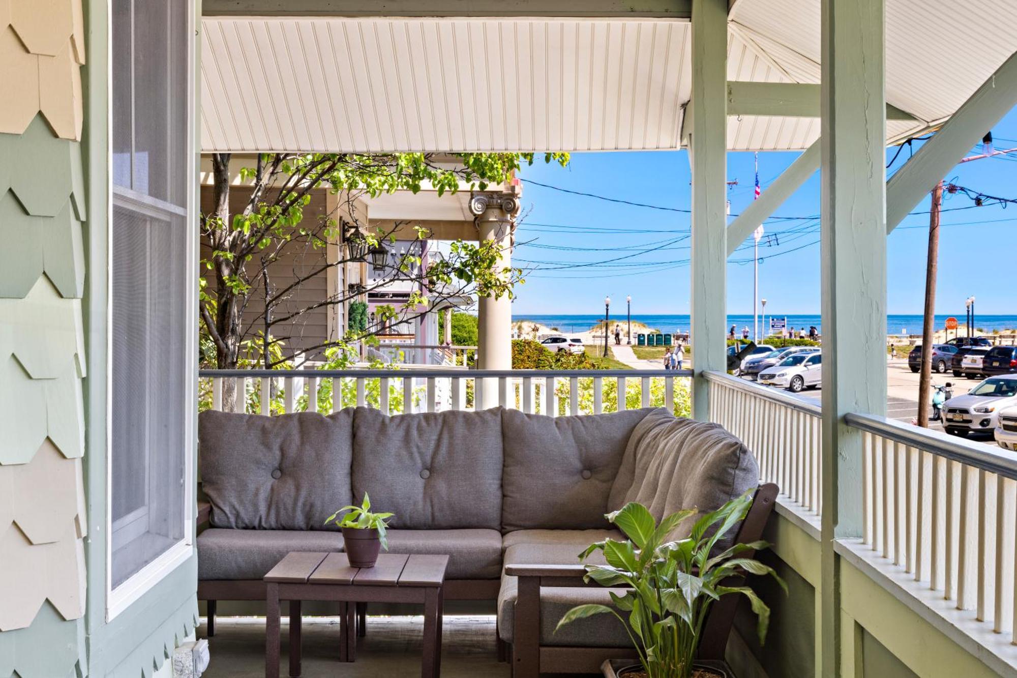 Majestic Hotel Ocean Grove Exterior photo